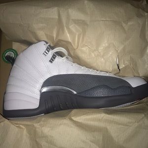 I’m selling AIR JORDAN 12 RETRO